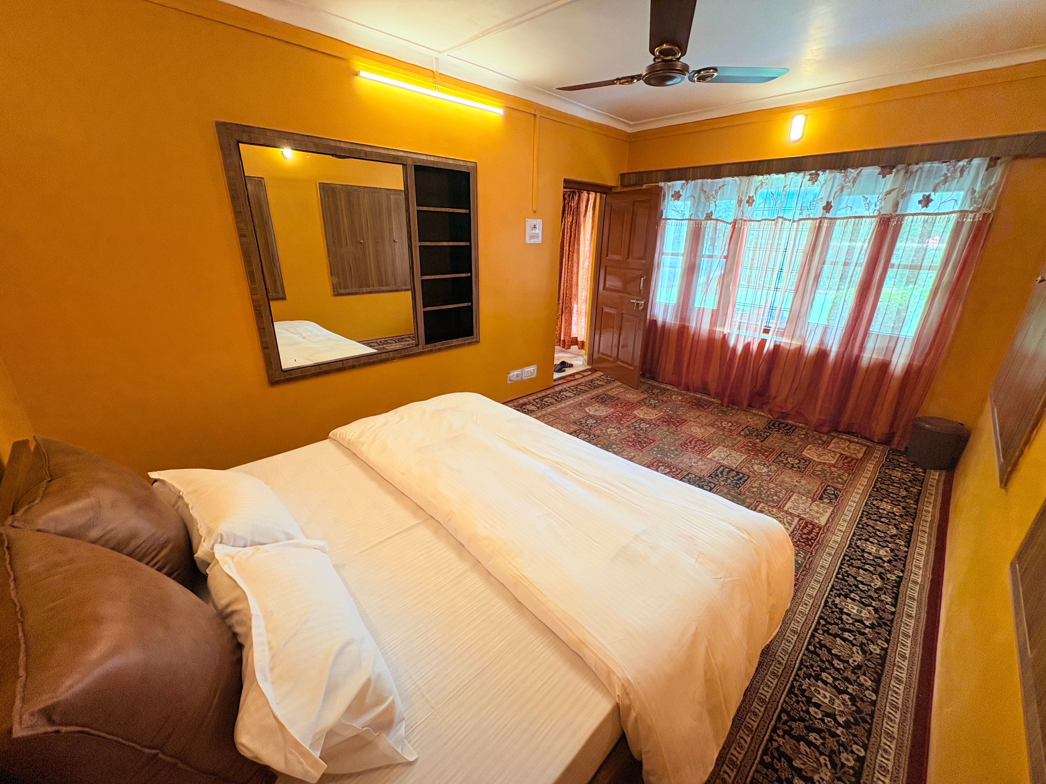 Grand Shamim Resorts single-rooms - Tap to explore photos