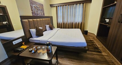 Hotel yogendra Room Type - Super Deluxe