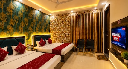 Hotel Volga Deluxe Room Type - Family Suites (2 King Bed with Balcony) Hotel Volga Deluxe Room Type - Family Suites (2 King Bed with Balcony)