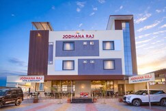 Jodhana Raj Hotel & Restaurant