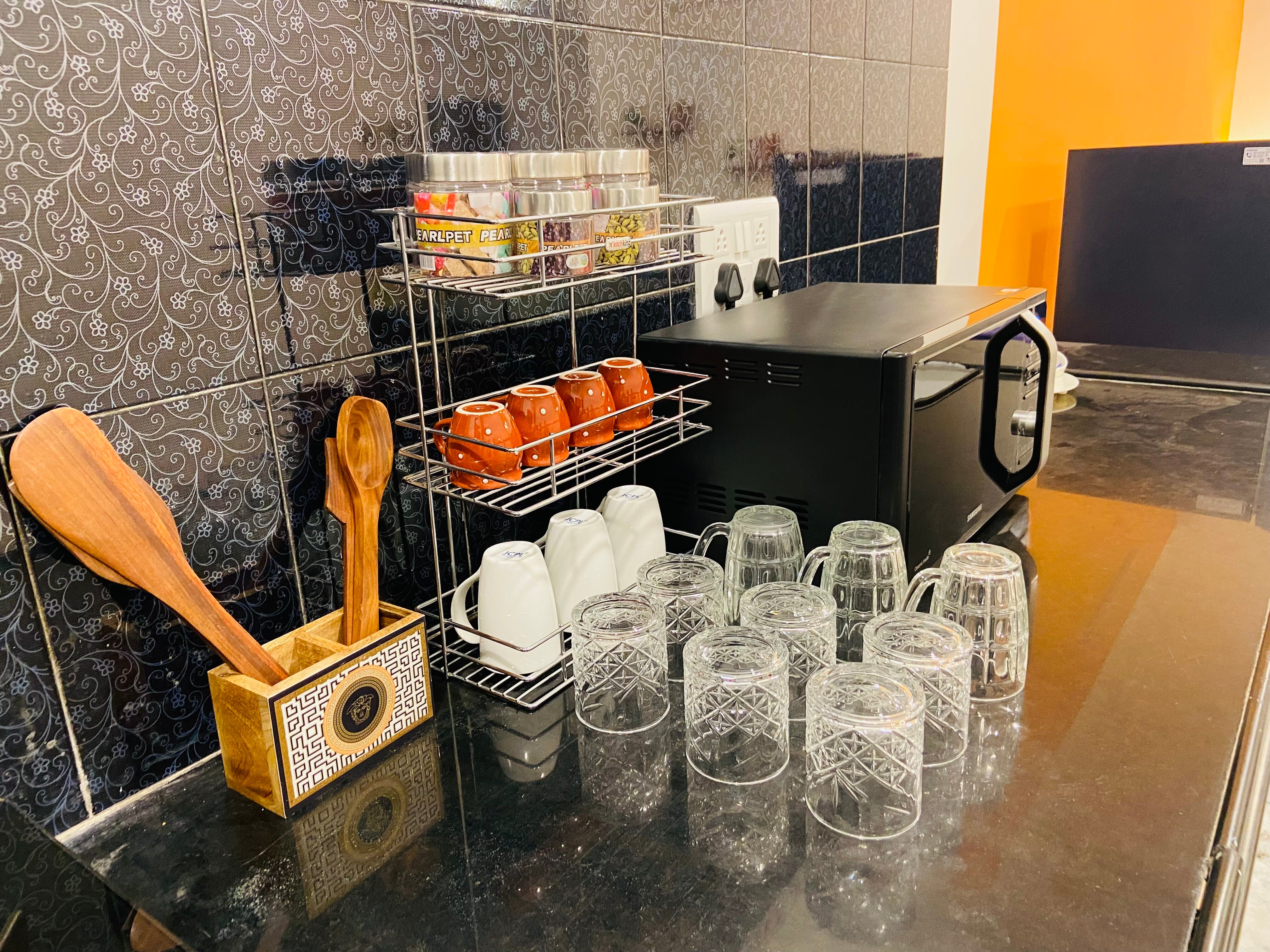 Aurum Homestay - Tap to explore photos