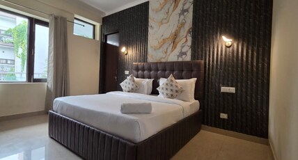 Hotel Divine India Residency Noida-Medanta Super Speciality Hospital Room Type - 3BHK