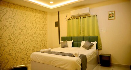 Hotel Vistaara Grand Room Type - Suite AC Room Hotel Vistaara Grand Room Type - Suite AC Room