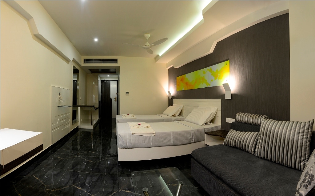 Hotel Vijay Elanza - Tap to explore photos
