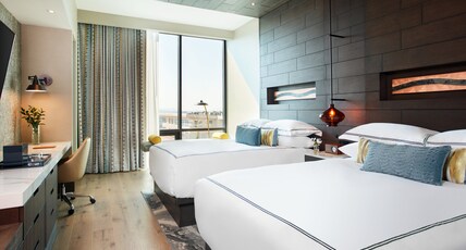 Kimpton Hotel Arras, an IHG Hotel Room Type - 2 Queen Communications Accessible