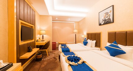 Hotel D'corbiz Room Type - Executive Twin Room