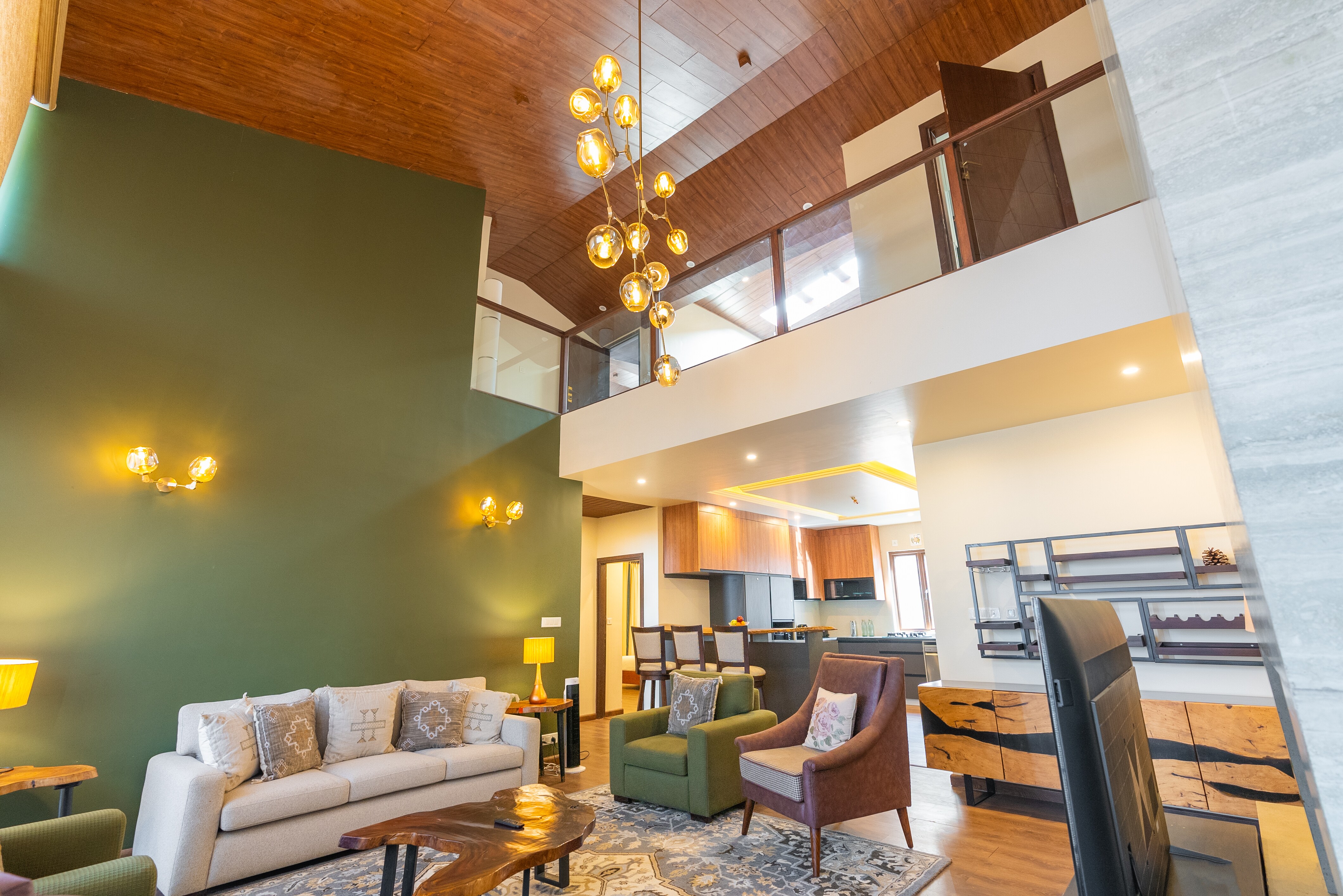 The Manor Luxury Apartments - Tap to explore photos