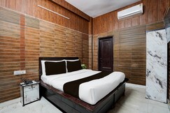 Super Collection O Hindon Airport Ghaziabad