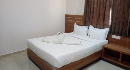 Lingaa's Residency Room Type - Deluxe Room