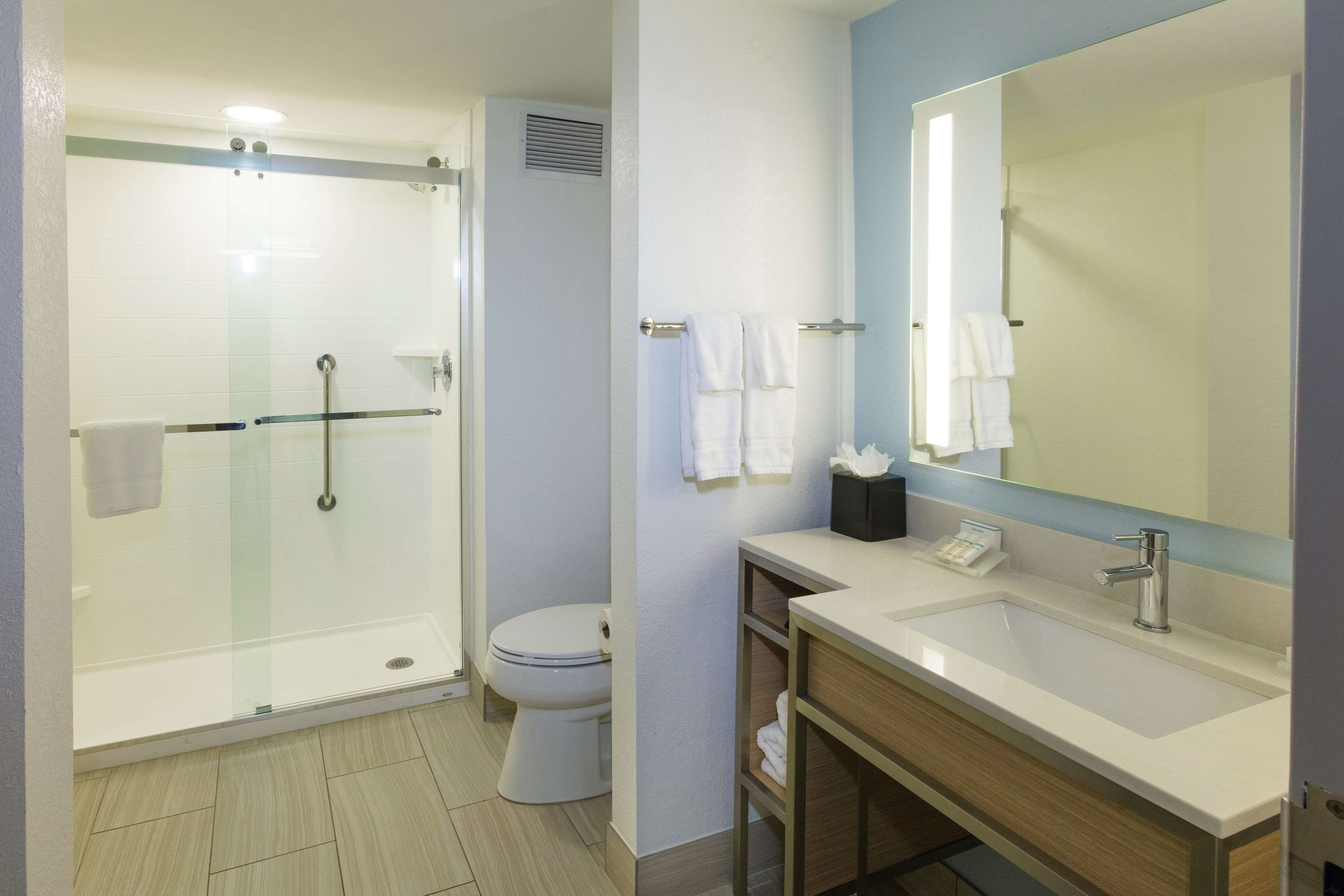 Hilton Garden Inn St. Augustine Beach - Tap to explore photos