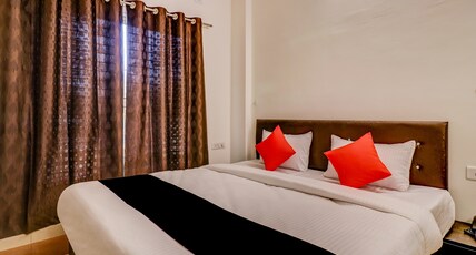 Hotel O CROWN PACIFIC Room Type - Classic