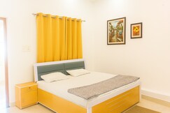 Devyanta Hotel- 50 Mtrs. from Ram Mandir
