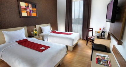 Swiss-Belinn Panakkukang Makassar Room Type - Superior Deluxe Twin