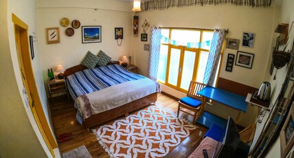 Hotel Deyzor Room Type - Standard Room