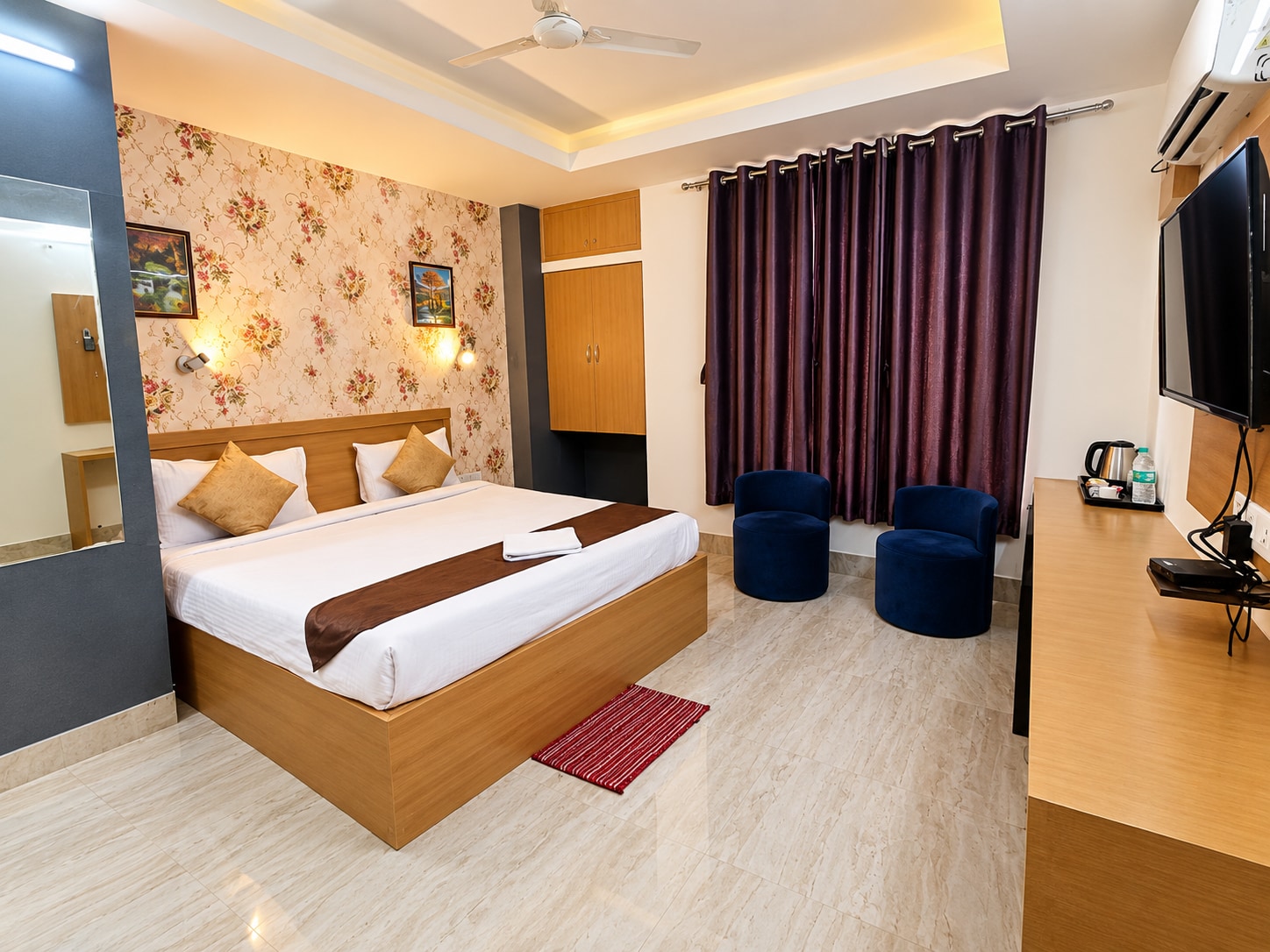 Hotel Mirana,Guwahati - Tap to explore photos
