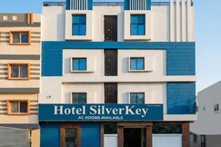 HOTEL SILVER KEY INDORE- MUSAKHEDI