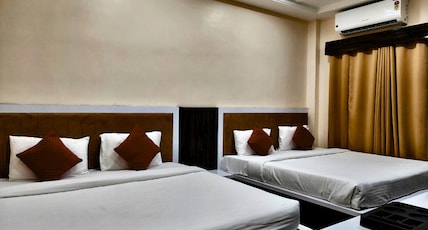 HOTEL SUNFLOWER Room Type - Presidential Suite