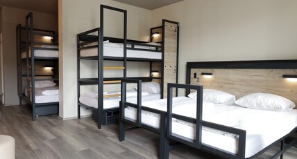 A&O Koln Neumarkt Room Type - Six-Bed Room