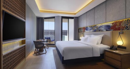 Pullman Lombok Mandalika Beach Resort Room Type - Deluxe Room, 1 King Size Bed, Balcony, Garden Side