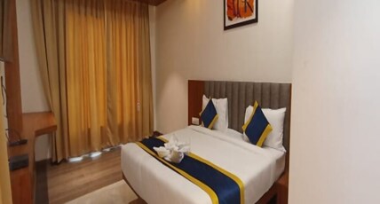 HOTEL REYANSH GOLD Room Type - Executive Room