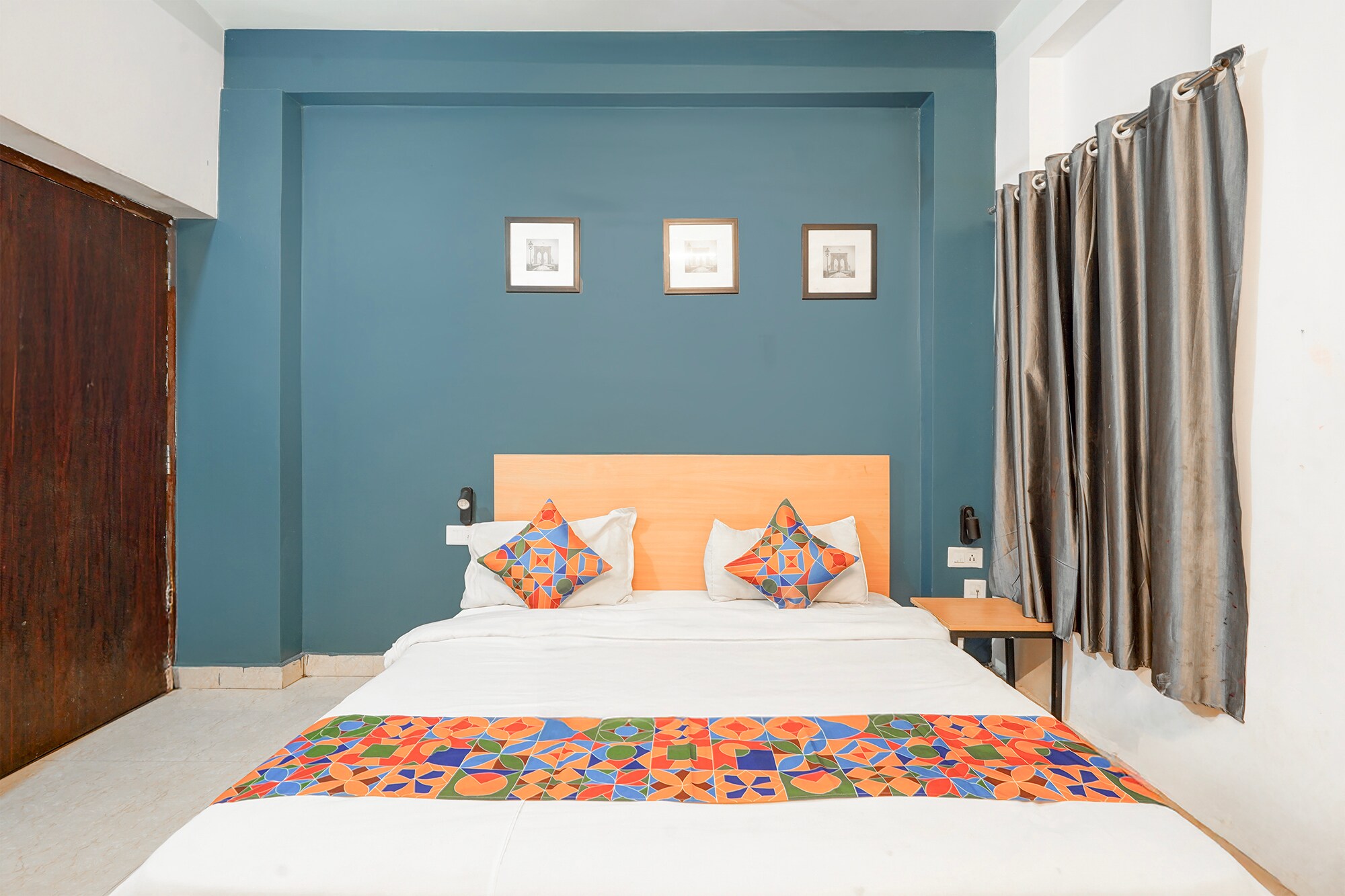 Fabhotel Namaskar - Nr. Udayagiri and Khandagiri caves - Tap to explore photos