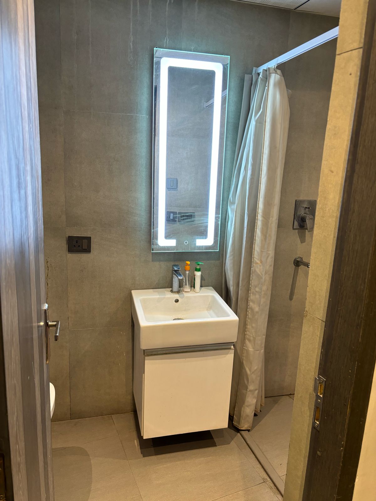 High sky Supernova - Tap to explore photos