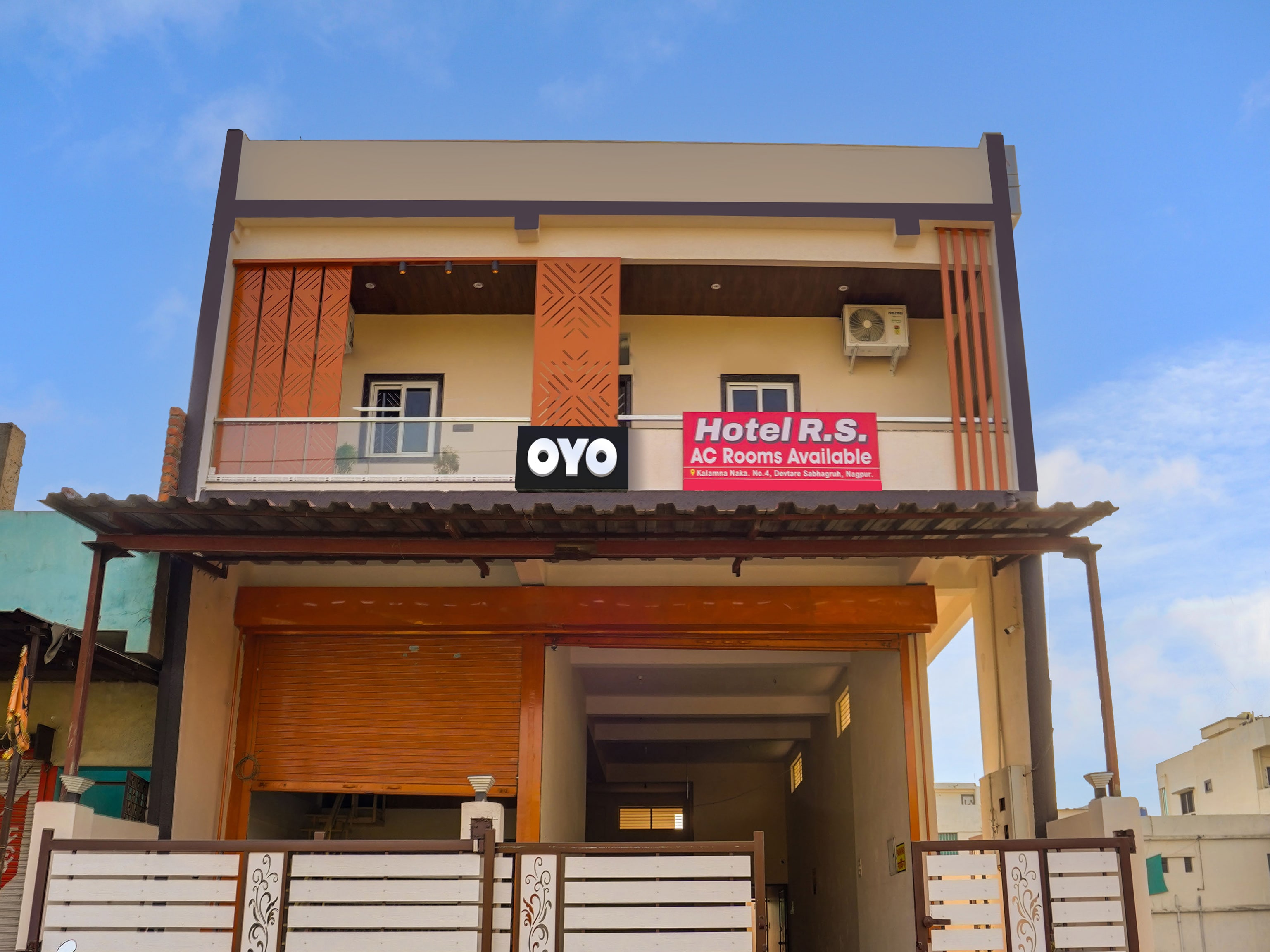 OYO 820809 Hotel RS - Tap to explore photos