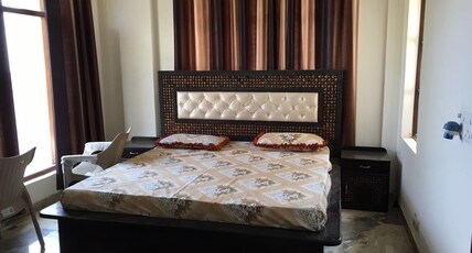 Valley View Barog Room Type - Bedroom 2