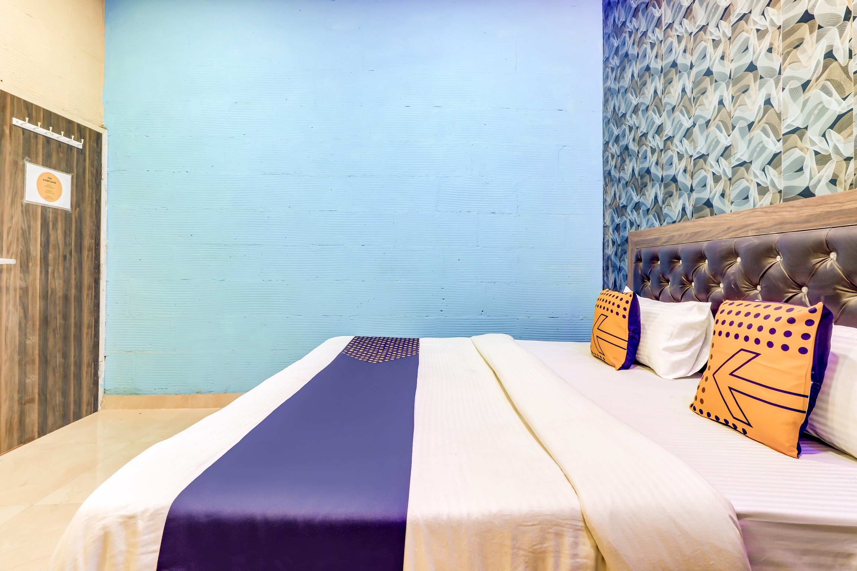 Hotel O Ansh - Tap to explore photos
