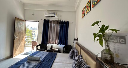 UbEx Home Room Type - Super Deluxe Room
