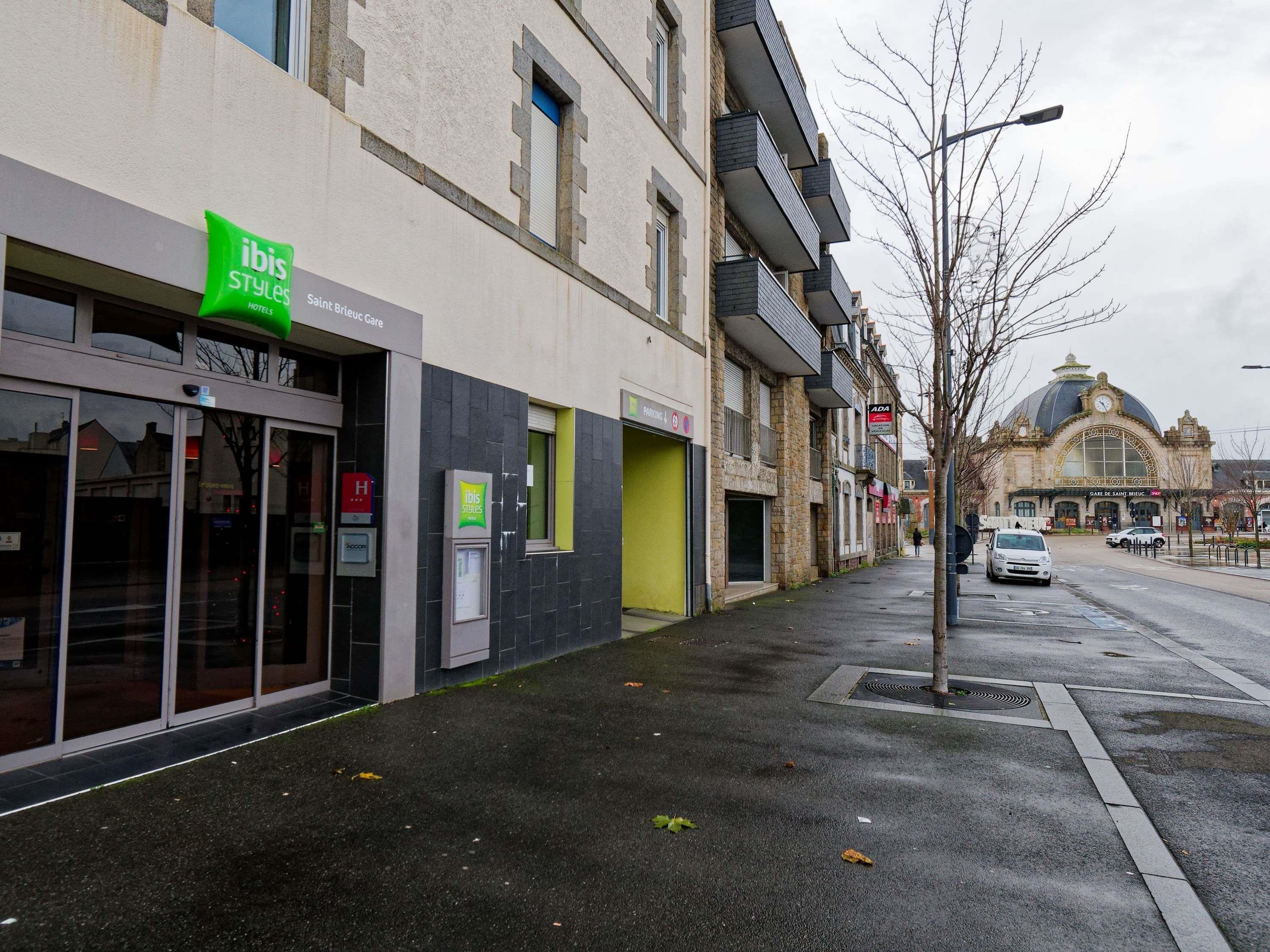 ibis Styles Saint-Brieuc Gare Centre - Tap to explore photos