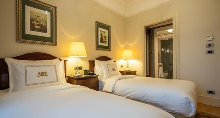 Pera Palace Hotel Room Type - Deluxe Pera Side Room with Twin Bed Pera Palace Hotel Room Type - Deluxe Pera Side Room with Twin Bed