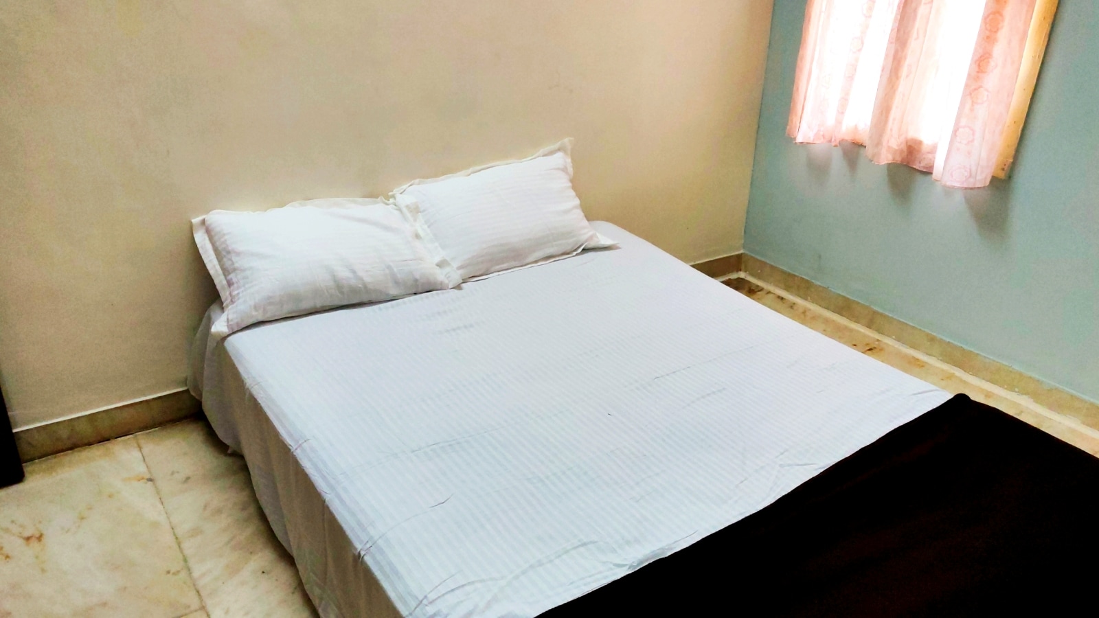 Emerald Service Apartment Srirangam - Tap to explore photos