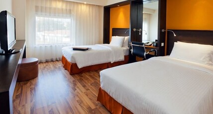 Hampton by Hilton Vadodara-Alkapuri Room Type - 2 TWIN BED NONSMOKING