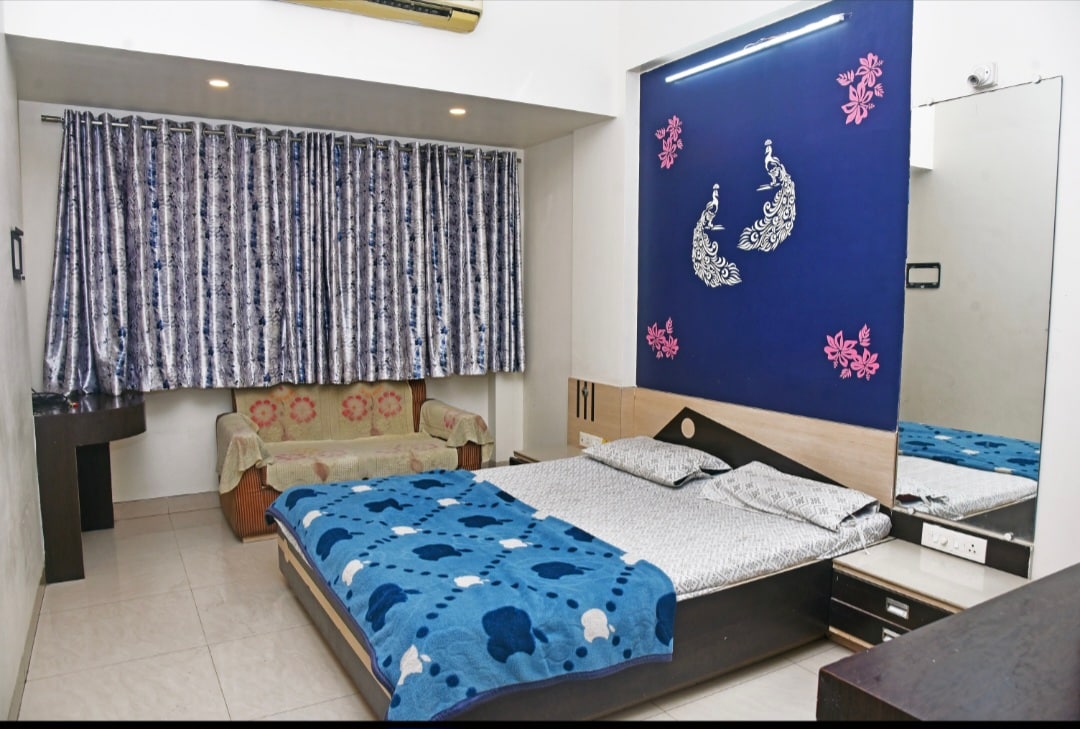 Hotel Darshan - Tap to explore photos