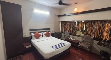 Hotel Golden Palace Room Type - Deluxe Room