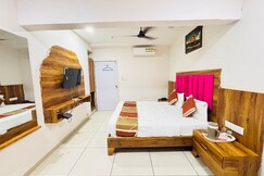STAR HOTEL