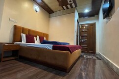 Kashi Dham Guest House