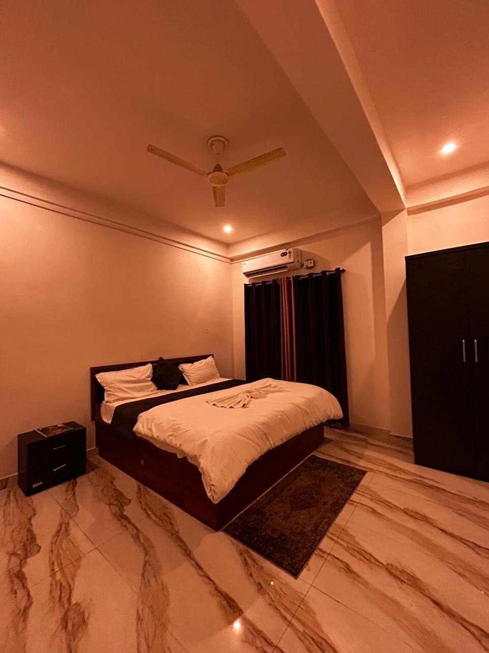 HOTEL GANDHARWA - Tap to explore photos