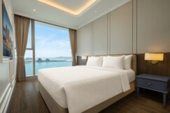 Centara Hotel & Residences Van Don