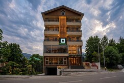 Hotel Indrahar by Brewshala