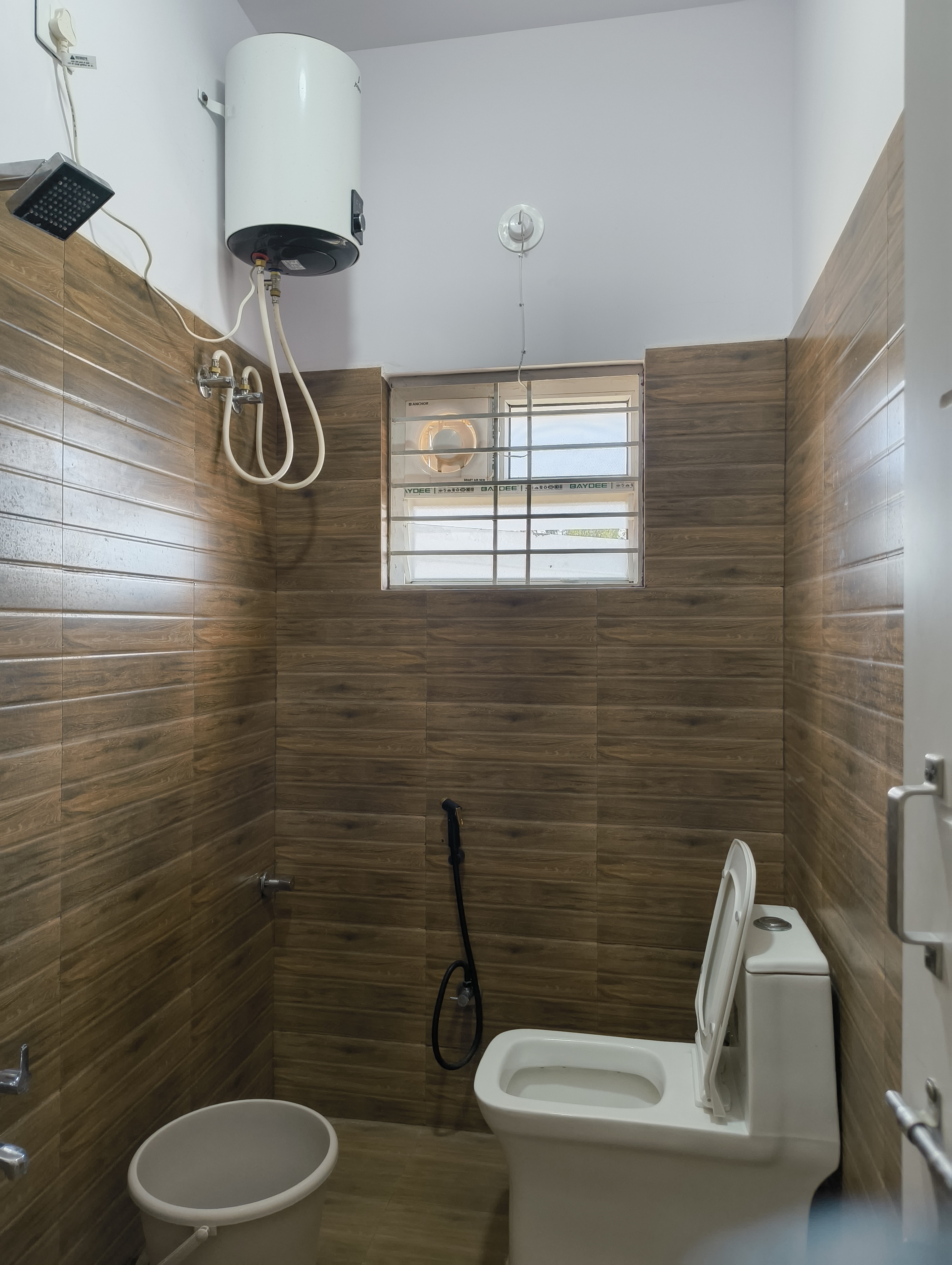 Jai Anjaneya Guesthouse - Tap to explore photos
