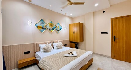ERLEEN HOTEL & ROOFTOP RESTAURANT Room Type - Deluxe Room