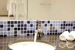 Holiday Inn Express Campo de Gibraltar-Barrios