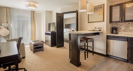 Staybridge Suites Silao Room Type - 2 Queen 1 Bedroom Suite
