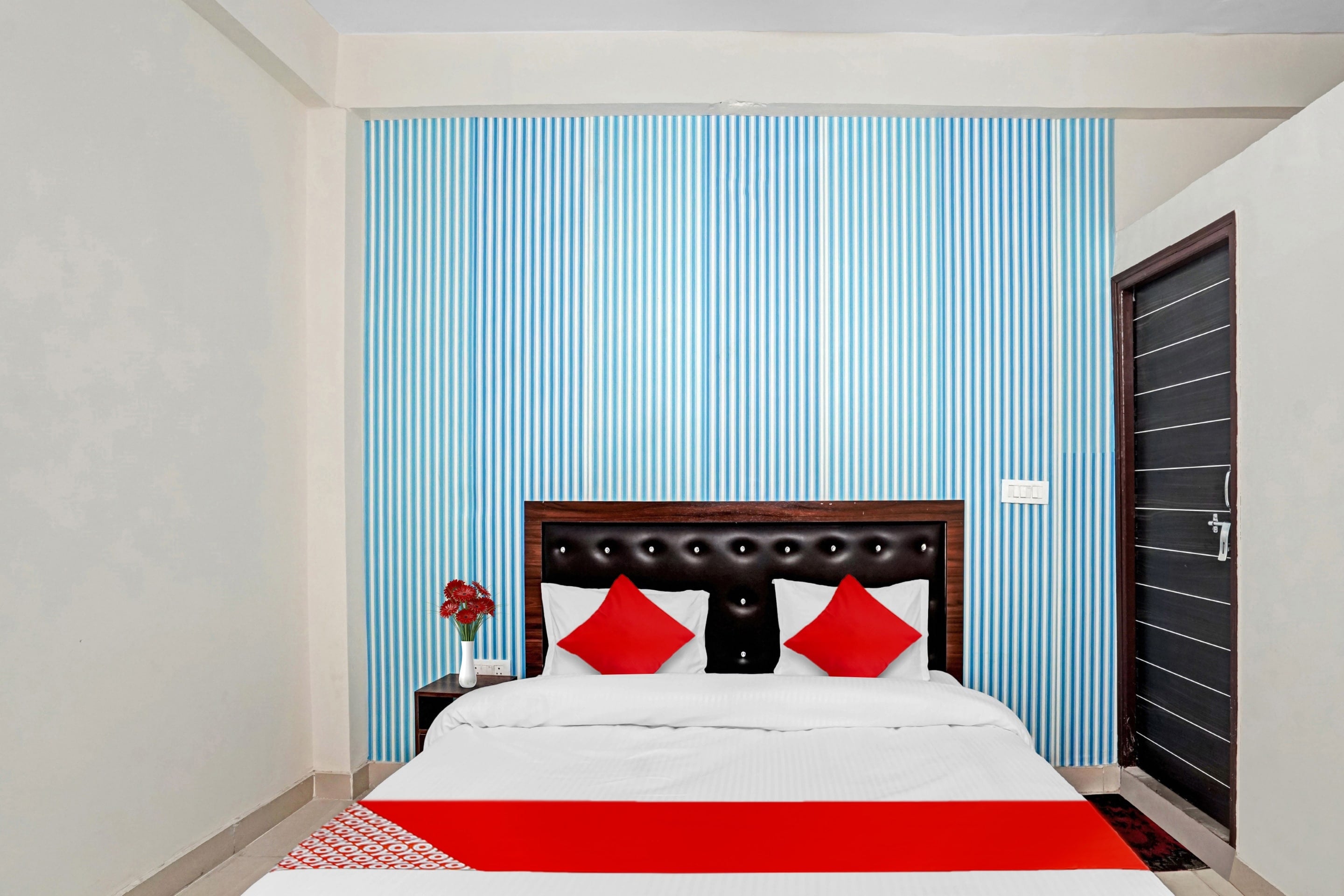 Hotel O Avs Hotel & Restaurant - Tap to explore photos