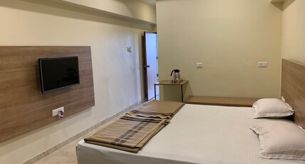 ATITHI GUEST HOUSE Room Type - NON AC STANDARD ROOM