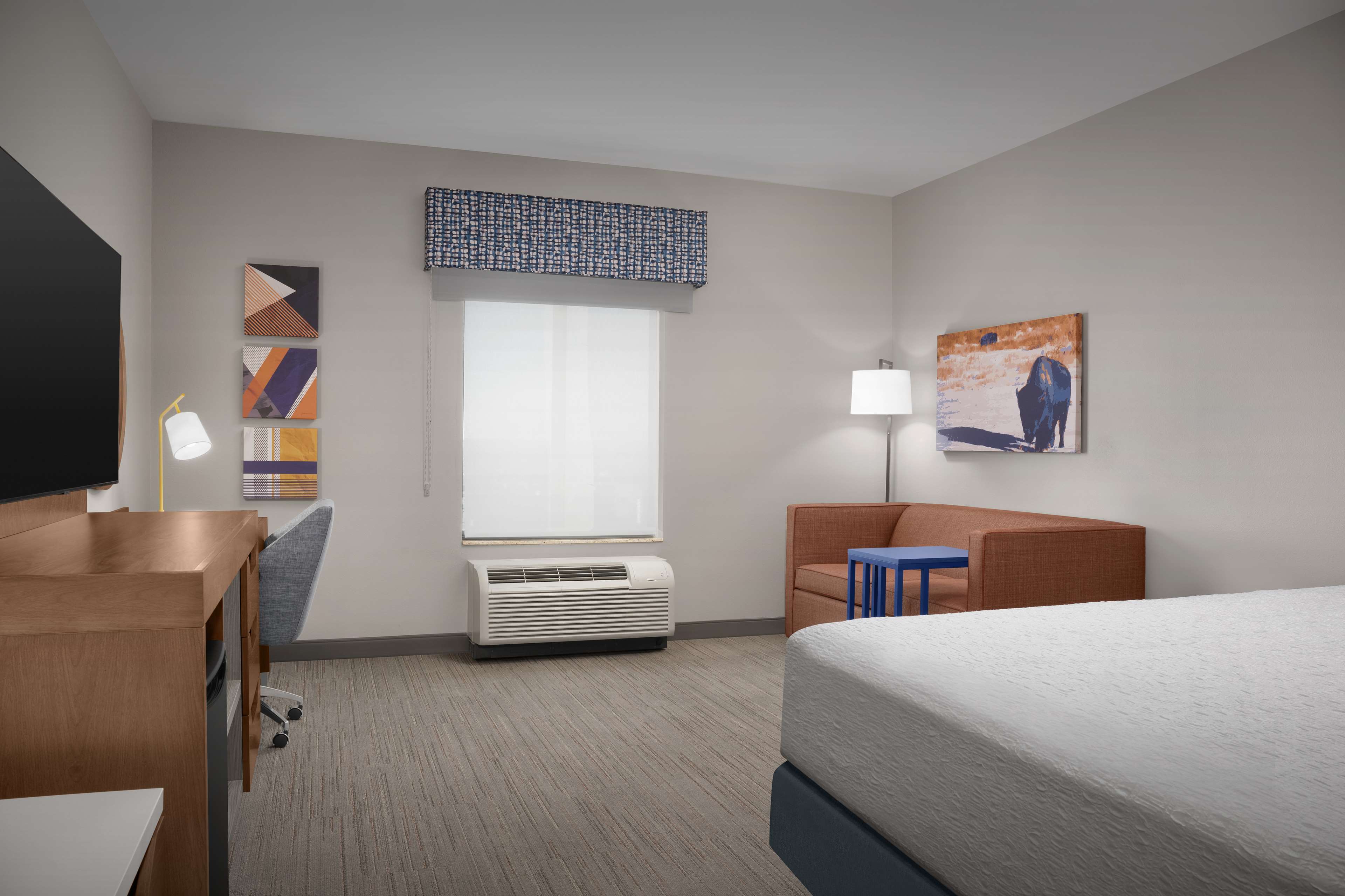 Hampton Inn & Suites by Hilton Williston - Tap to explore photos