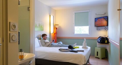 ibis budget Le Puy en Velay Room Type - DOUBLE - Room with a large bed for 2 people