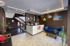 Hotel Ravi Arena & Restaurant